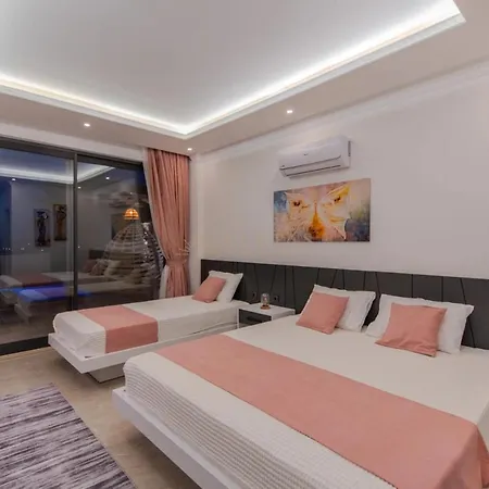 Ruzanna - Kalkan Kaş